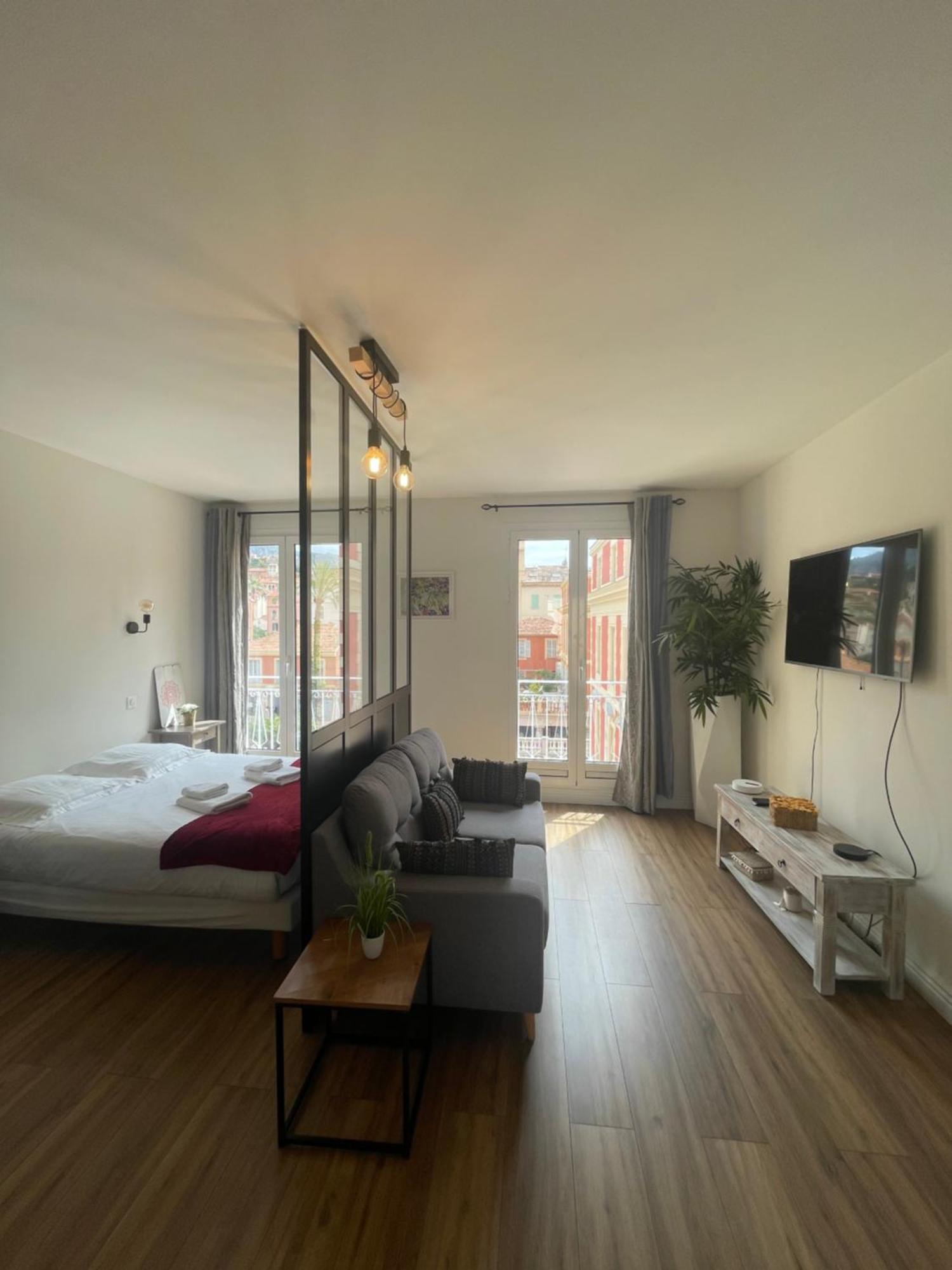 Le Verlaine, Studio En Centre Ville A Deux Minutes Des Plages Μεντόν Εξωτερικό φωτογραφία